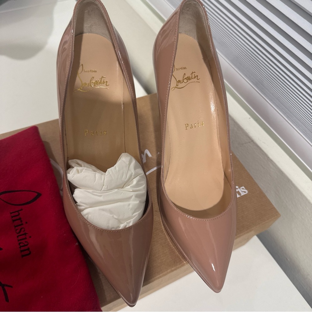 Christian Louboutin nude patent 37.5